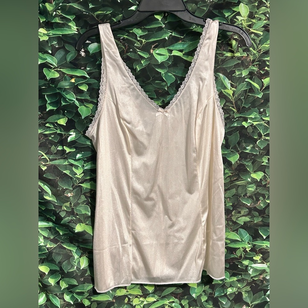 Velrose Nylon Camisole Ivory Womens 40